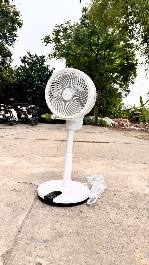 quat-cay-nontaus-cong-suat-60w-quat-xoay-180-do-doi-luu-khong-khi-8-1024x1024-1.jpeg